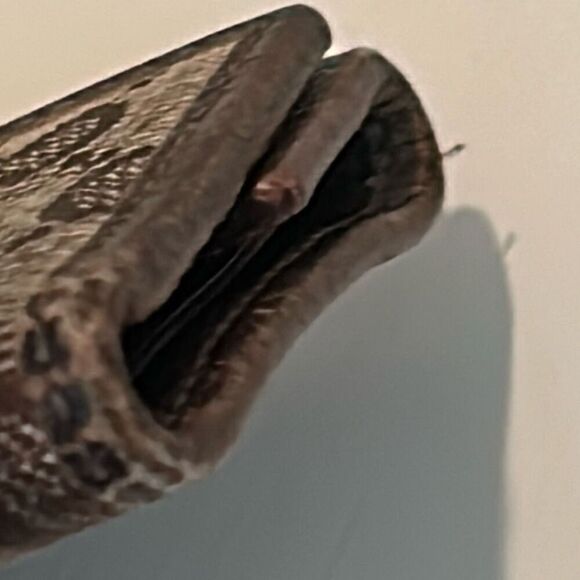 Gucci GG Logo Key Holder Wallet Case Brown Buckle Front Classic Monogram 5 Ring - Picture 10 of 14